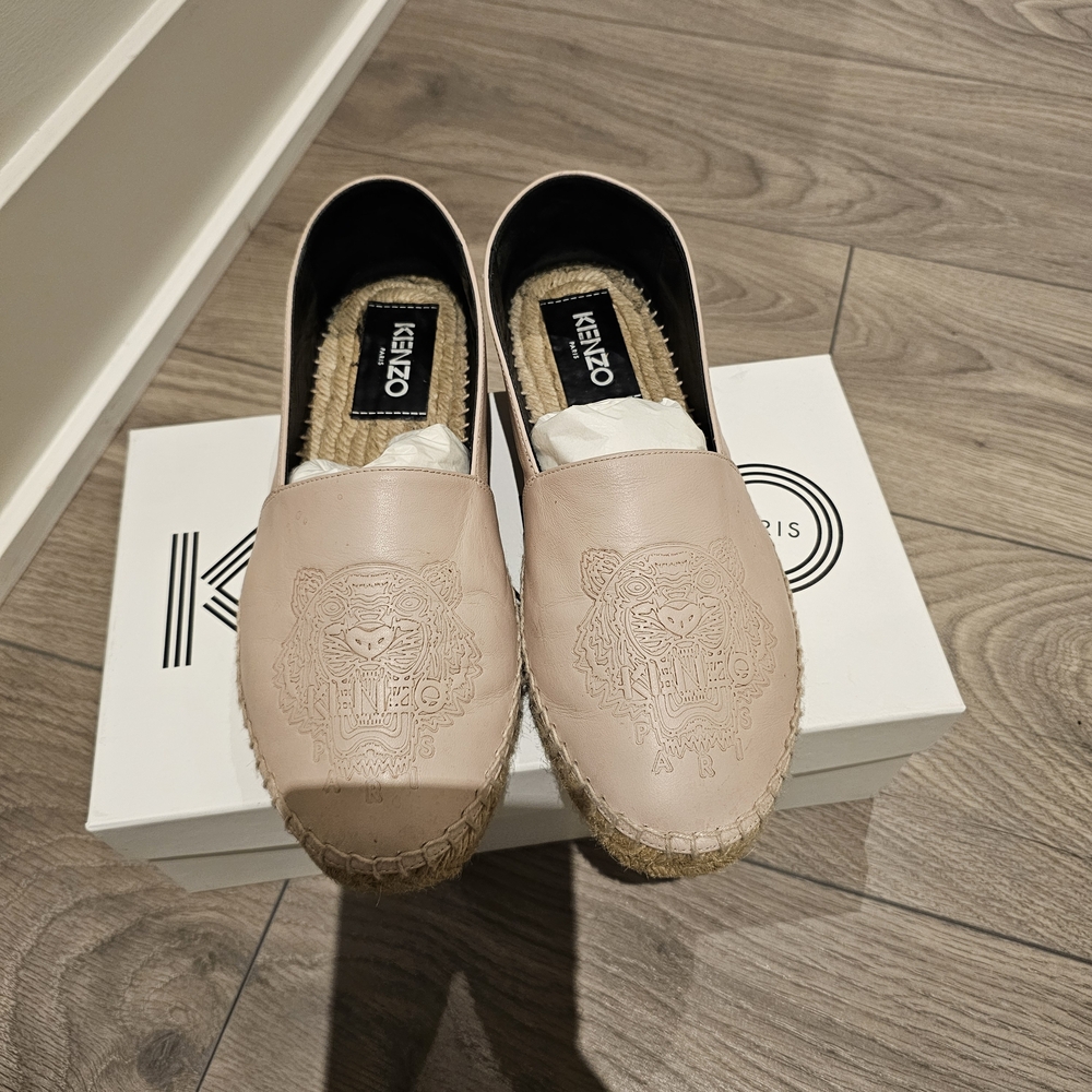 Kenzo Light Pink Leather Loafers